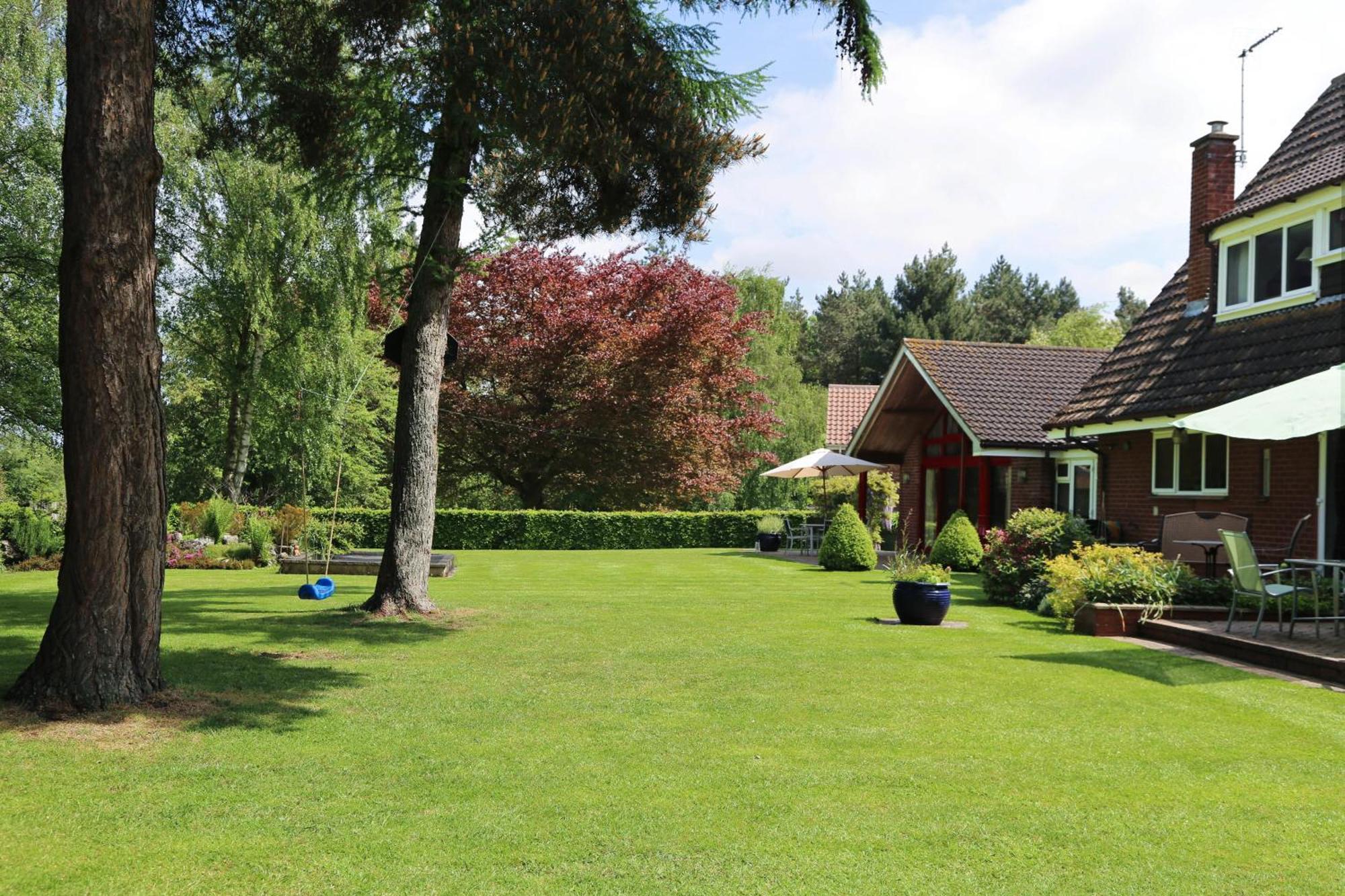 Surlingham Lodge Garden Cottage In Rspb Village Near NWI Kültér fotó